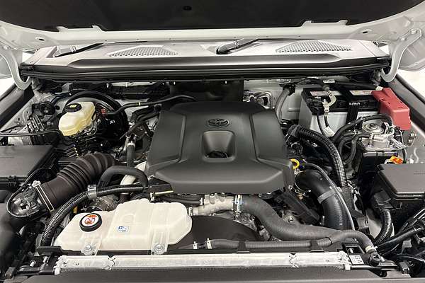 2025 Toyota Landcruiser Prado Altitude GDJ251R