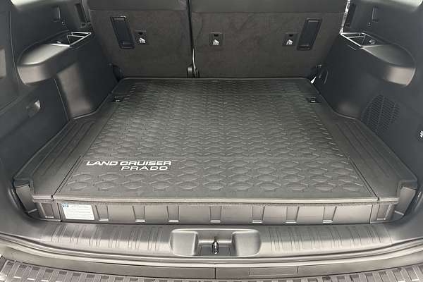 2025 Toyota Landcruiser Prado Altitude GDJ251R