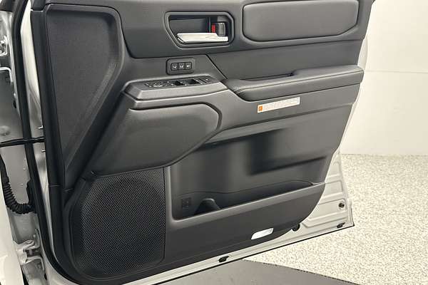 2025 Toyota Landcruiser Prado Altitude GDJ251R