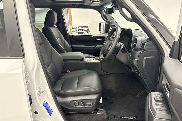 2025 Toyota Landcruiser Prado Altitude GDJ251R