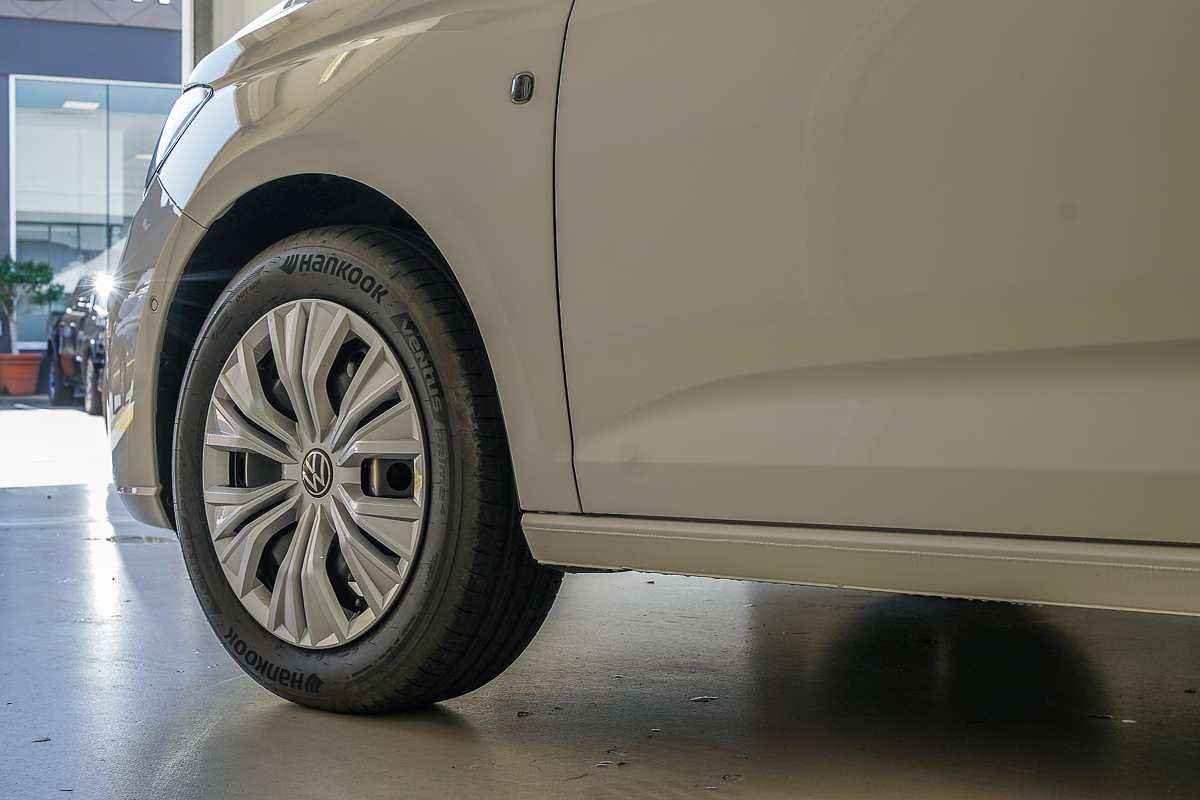 2025 Volkswagen Caddy TDI320 5
