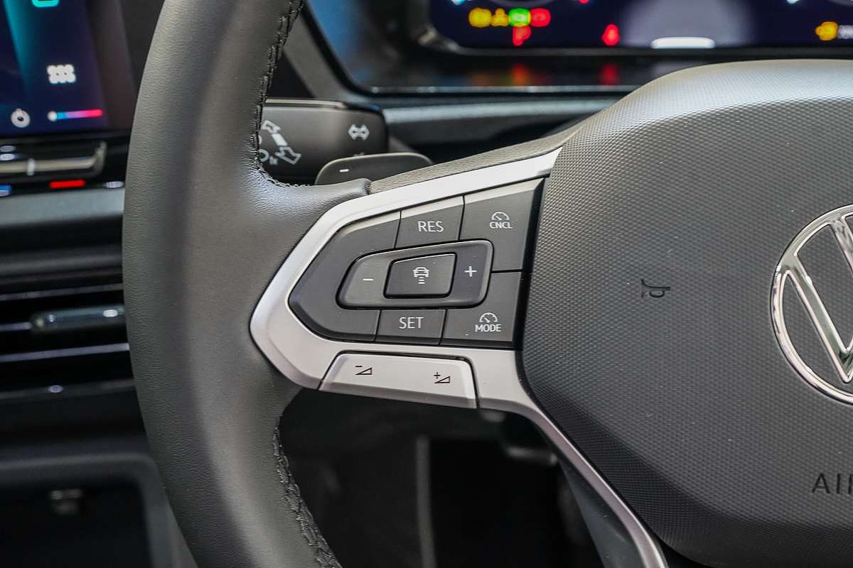 2025 Volkswagen Caddy TDI320 5