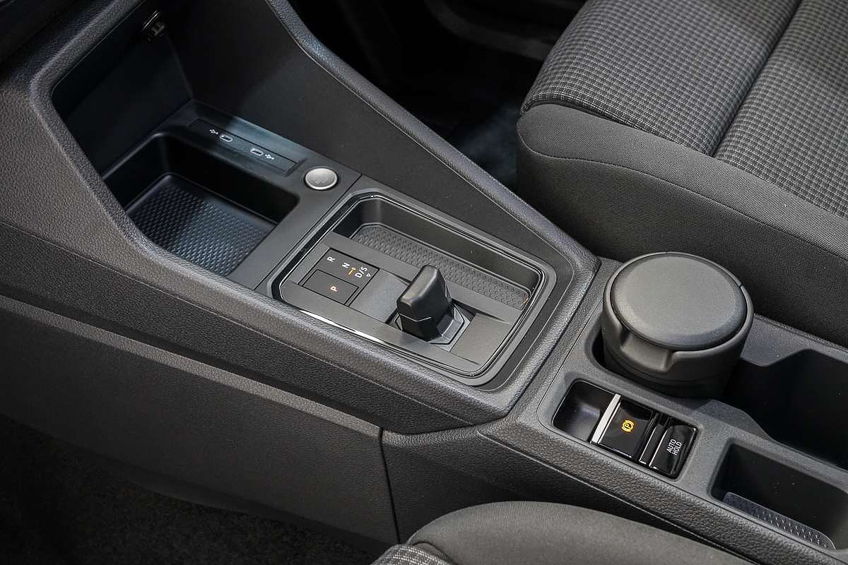 2025 Volkswagen Caddy TDI320 5