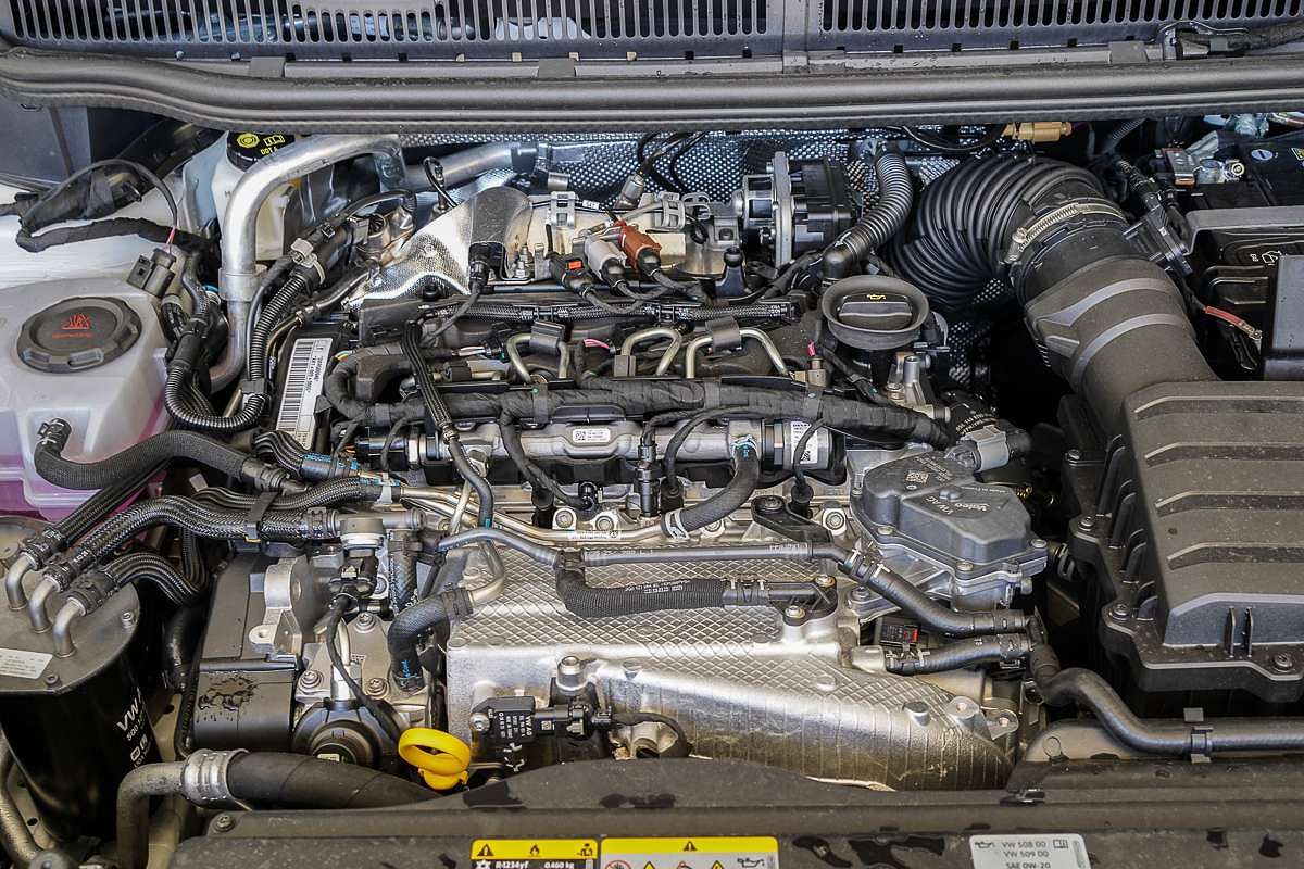 2025 Volkswagen Caddy TDI320 5