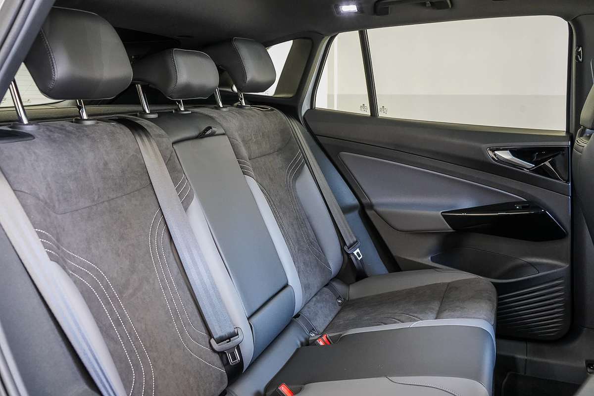 2024 Volkswagen ID.4 Pro E2