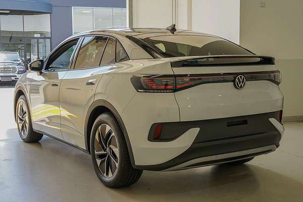 2025 Volkswagen ID.5 Pro E2