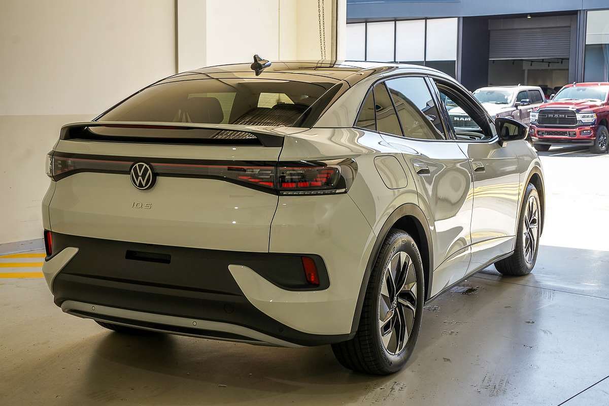 2025 Volkswagen ID.5 Pro E2