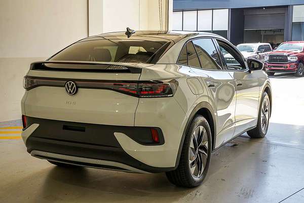 2025 Volkswagen ID.5 Pro E2