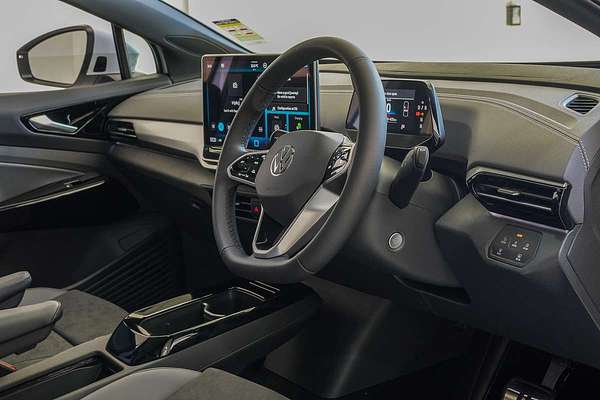 2025 Volkswagen ID.5 Pro E2
