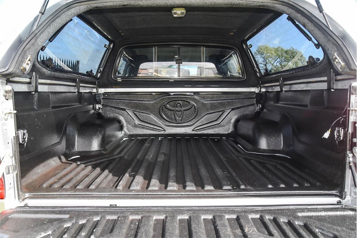 2016 Toyota Hilux SR5 GUN126R 4X4