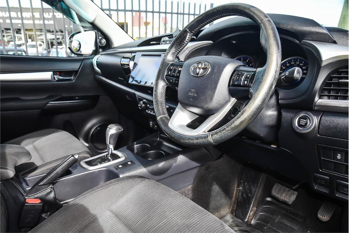 2016 Toyota Hilux SR5 GUN126R 4X4