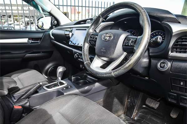 2016 Toyota Hilux SR5 GUN126R 4X4
