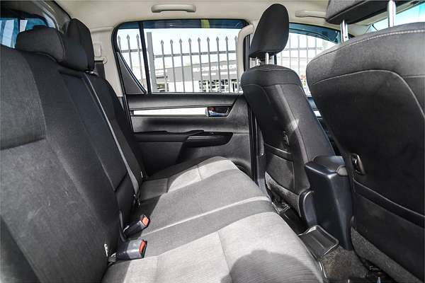 2016 Toyota Hilux SR5 GUN126R 4X4