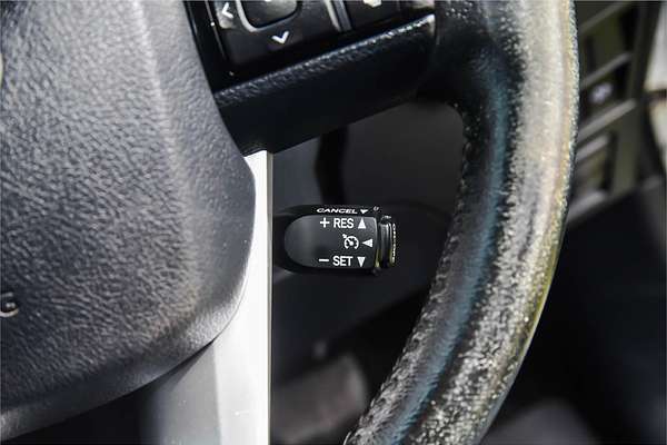 2016 Toyota Hilux SR5 GUN126R 4X4