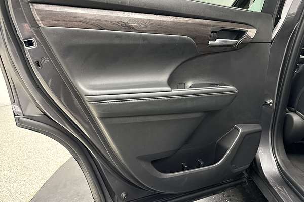 2022 Toyota Kluger Grande GSU75R