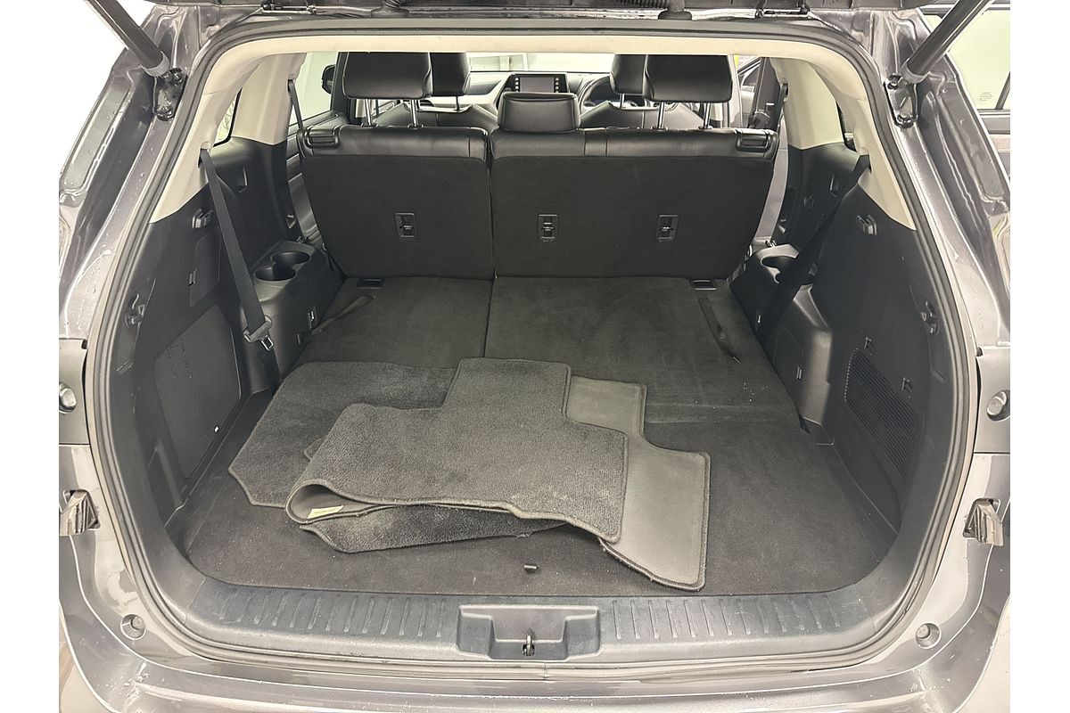 2022 Toyota Kluger Grande GSU75R