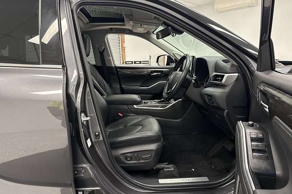2022 Toyota Kluger Grande GSU75R