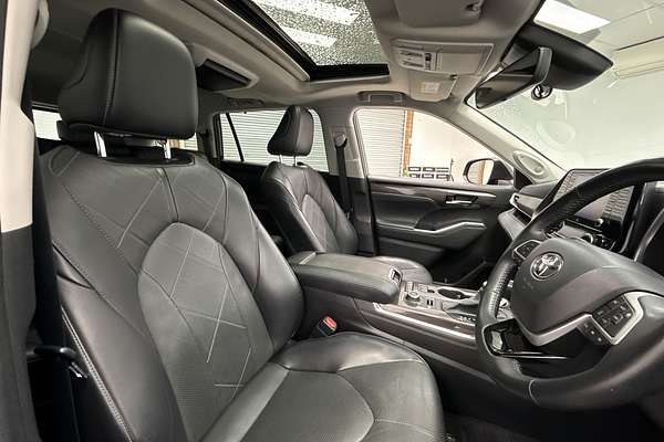 2022 Toyota Kluger Grande GSU75R
