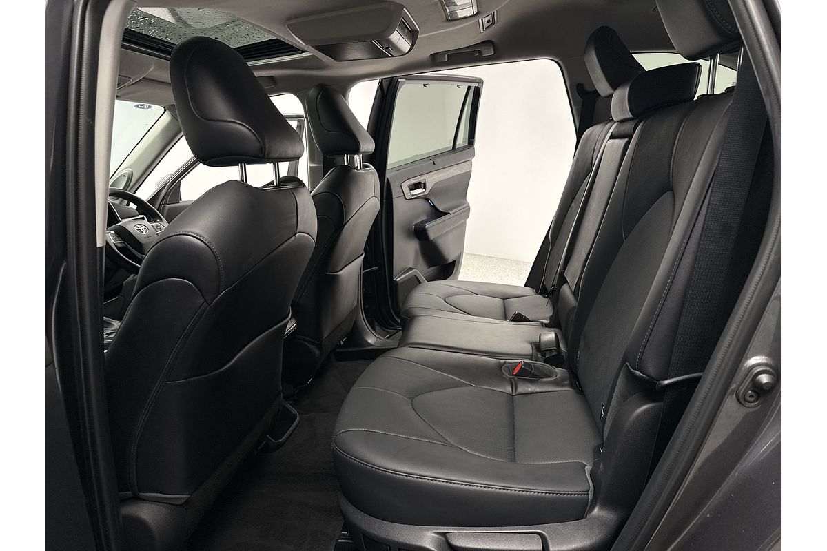 2022 Toyota Kluger Grande GSU75R