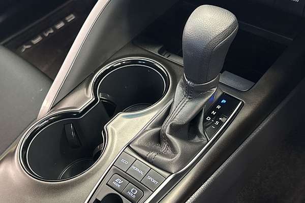 2021 Toyota Camry Ascent AXVH70R