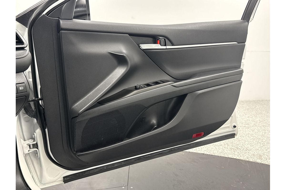 2021 Toyota Camry Ascent AXVH70R