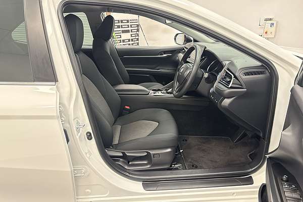 2021 Toyota Camry Ascent AXVH70R