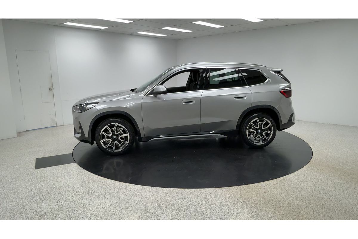 2023 BMW X1 xDrive20i U11