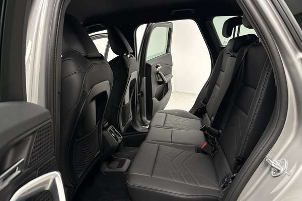 2023 BMW X1 xDrive20i U11