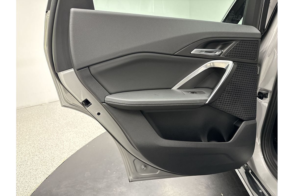 2023 BMW X1 xDrive20i U11