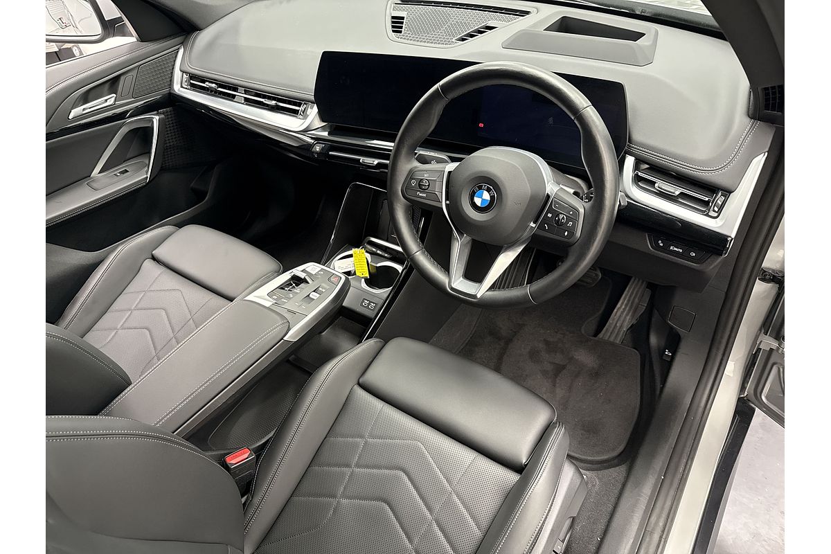 2023 BMW X1 xDrive20i U11