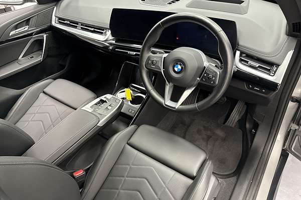 2023 BMW X1 xDrive20i U11