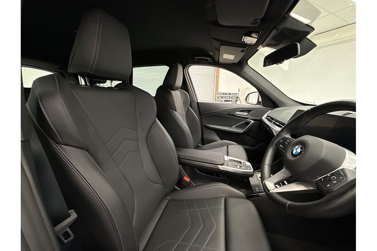 2023 BMW X1 xDrive20i U11