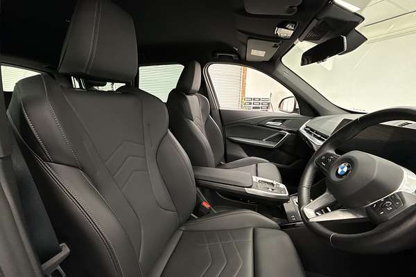 2023 BMW X1 xDrive20i U11