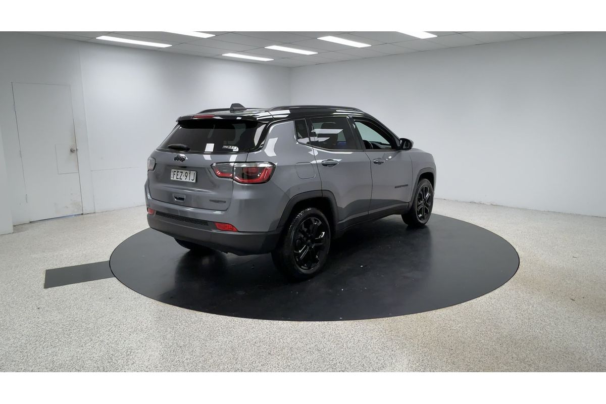 2023 Jeep Compass Night Eagle M6