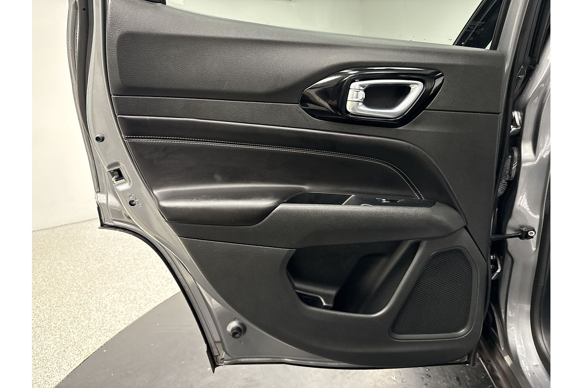 2023 Jeep Compass Night Eagle M6