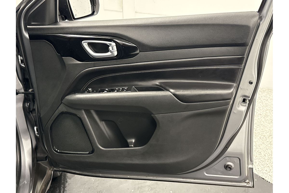 2023 Jeep Compass Night Eagle M6
