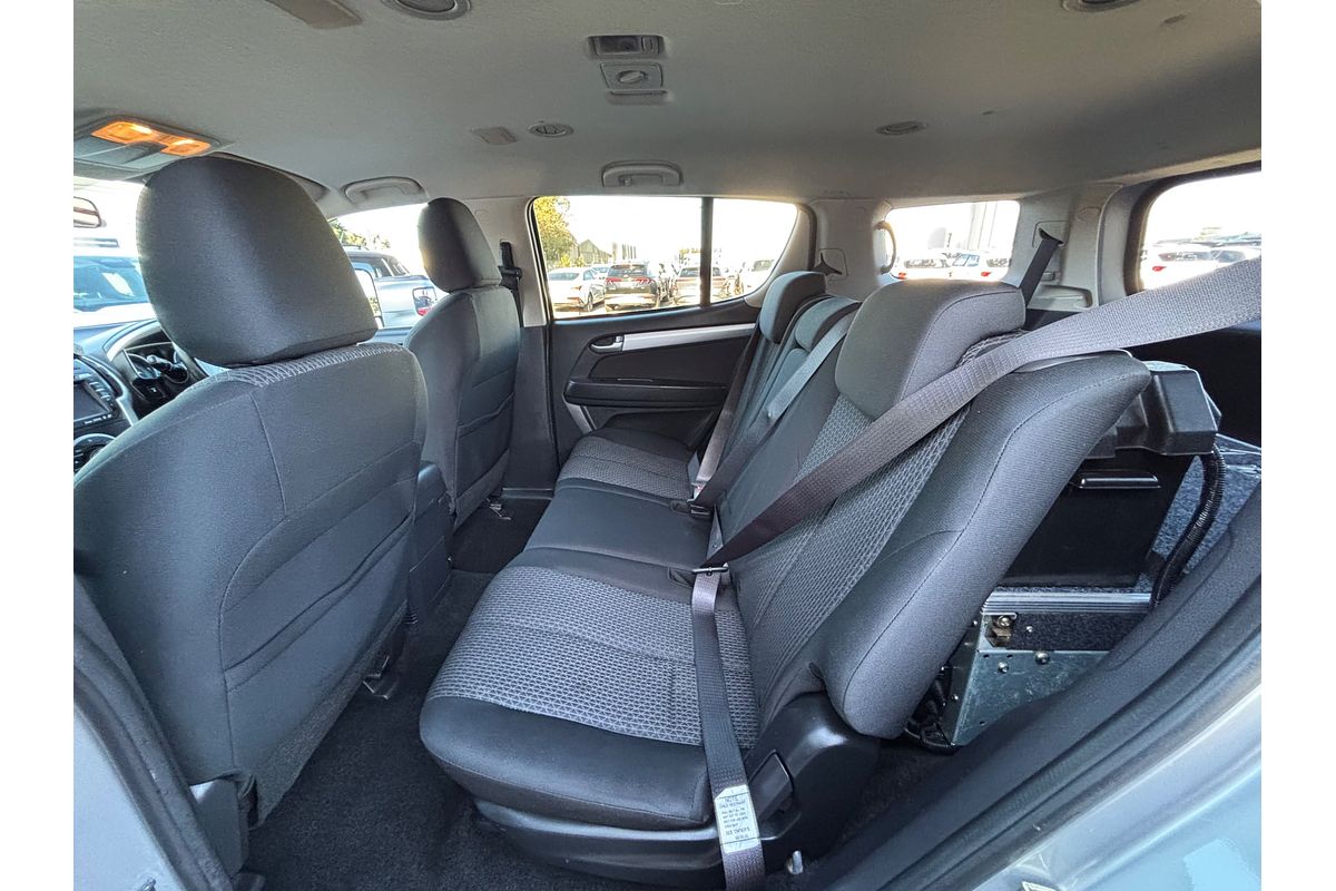 2017 Isuzu MU-X LS-U