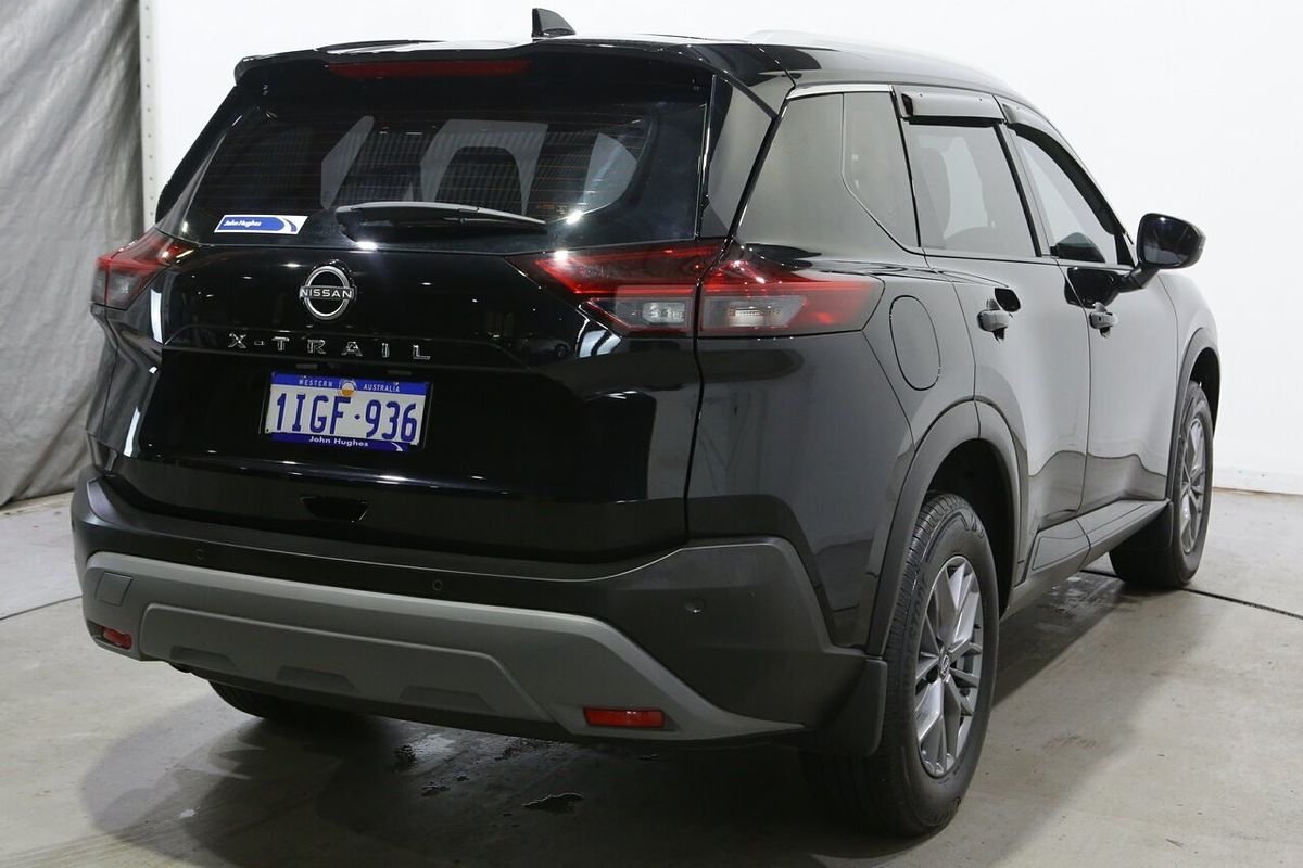 2024 Nissan X-TRAIL ST T33