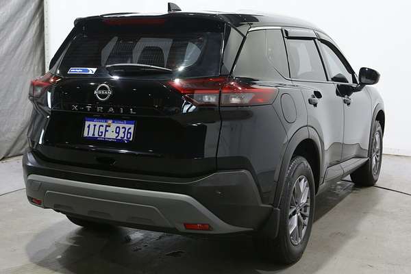2024 Nissan X-TRAIL ST T33
