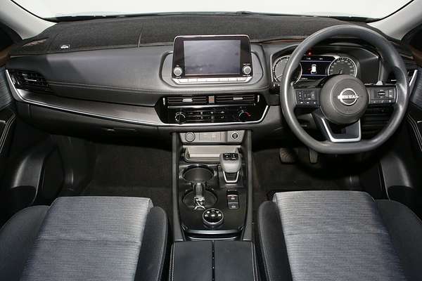 2024 Nissan X-TRAIL ST T33