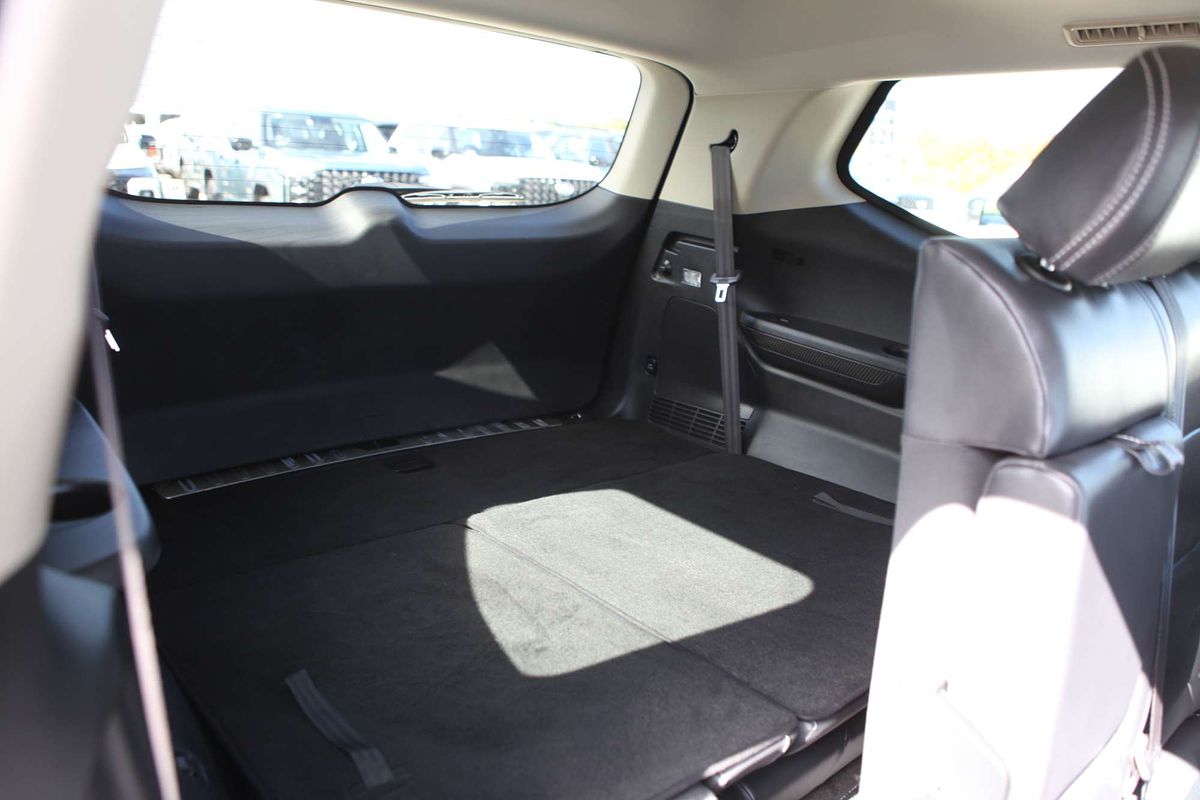 2024 LDV D90 Executive SV9A