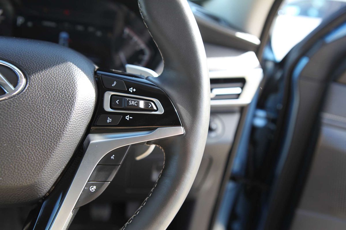 2024 LDV D90 Executive SV9A