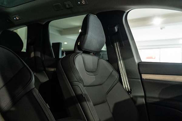 2025 Volvo EX90 Plus Twin Motor