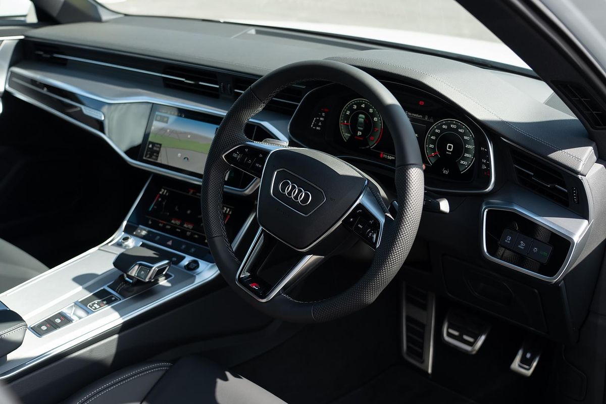 2025 Audi A6 45 TFSI S line C8