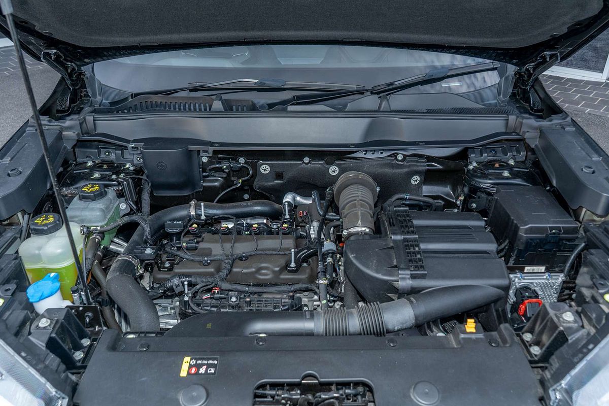 2022 GWM H6 Ultra Hybrid B01