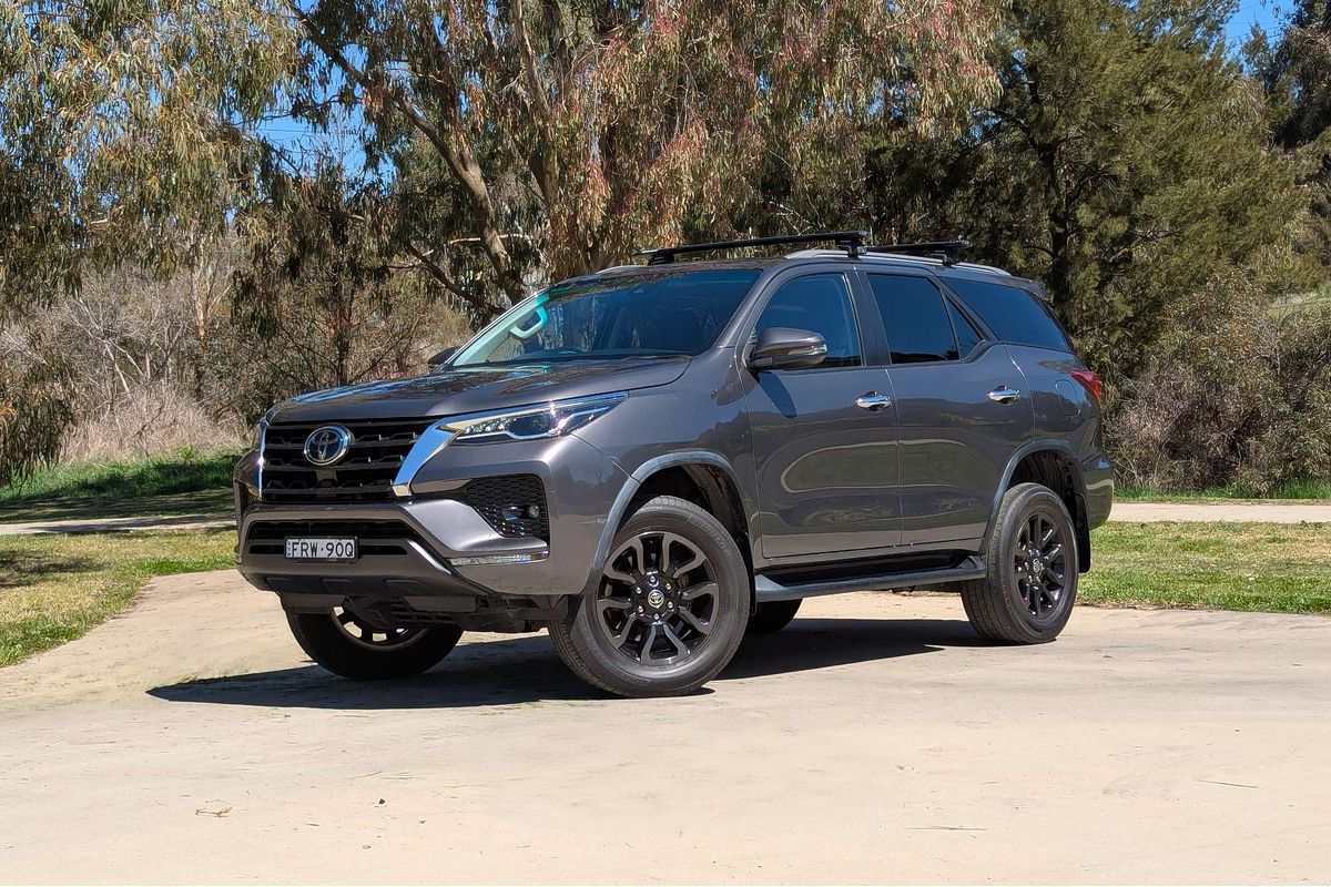 2022 Toyota Fortuner GXL GUN156R