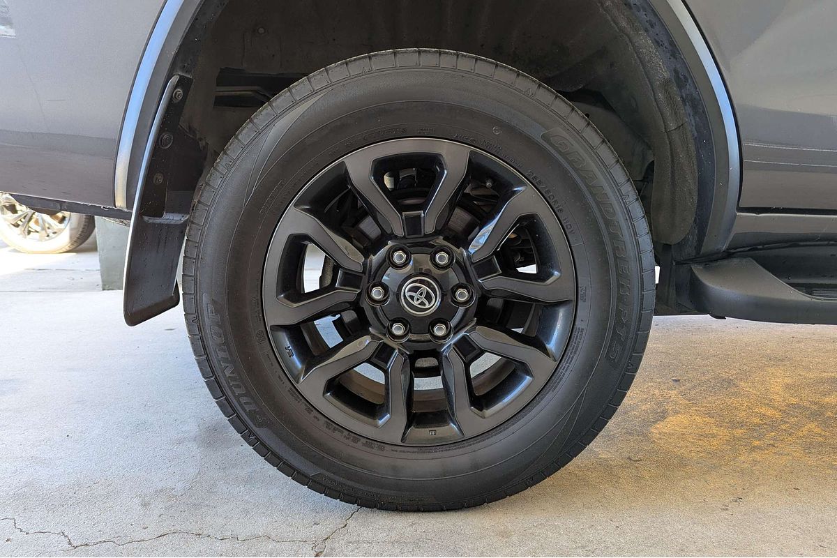 2022 Toyota Fortuner GXL GUN156R