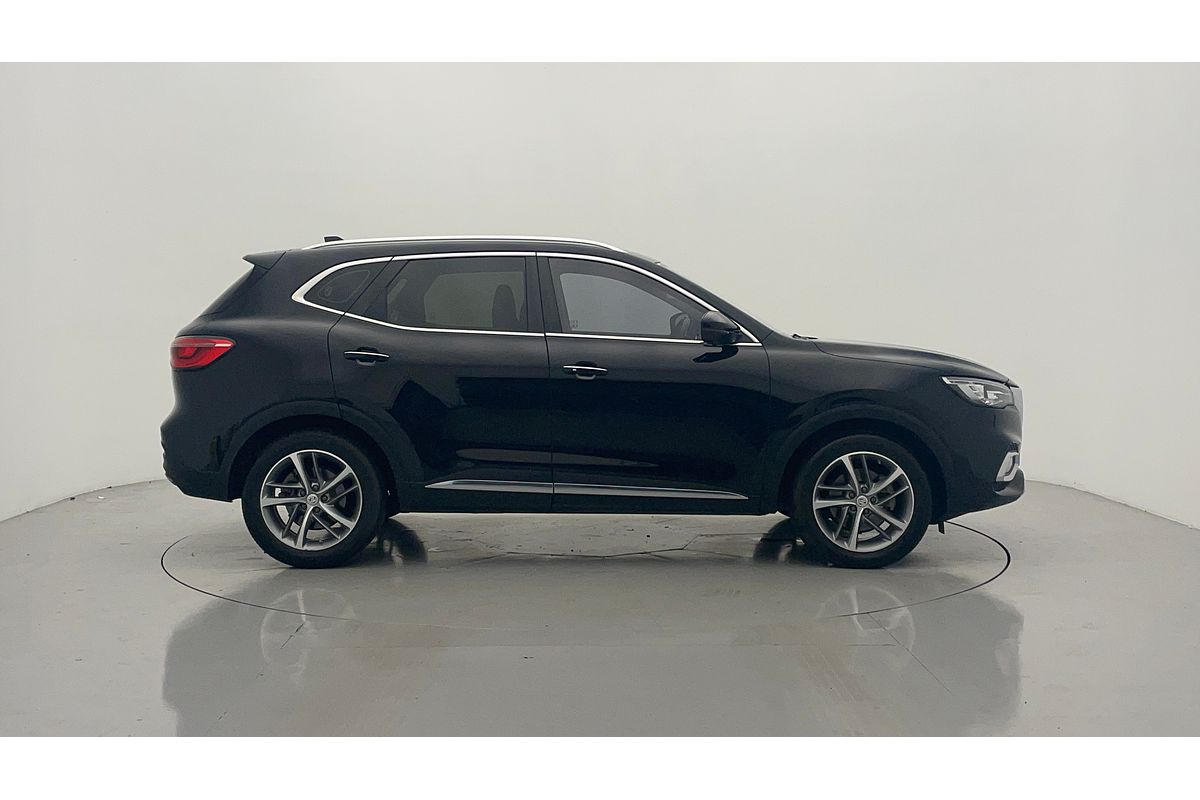 2022 MG HS Essence SAS23