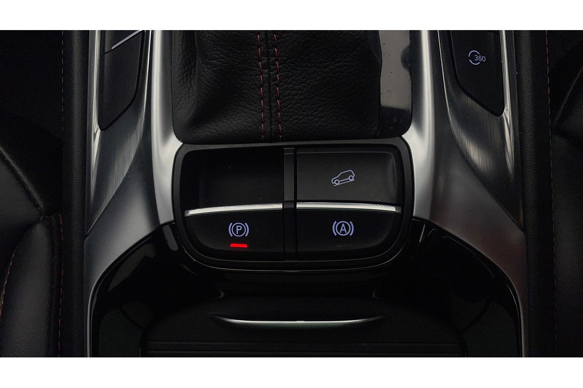 2022 MG HS Essence SAS23