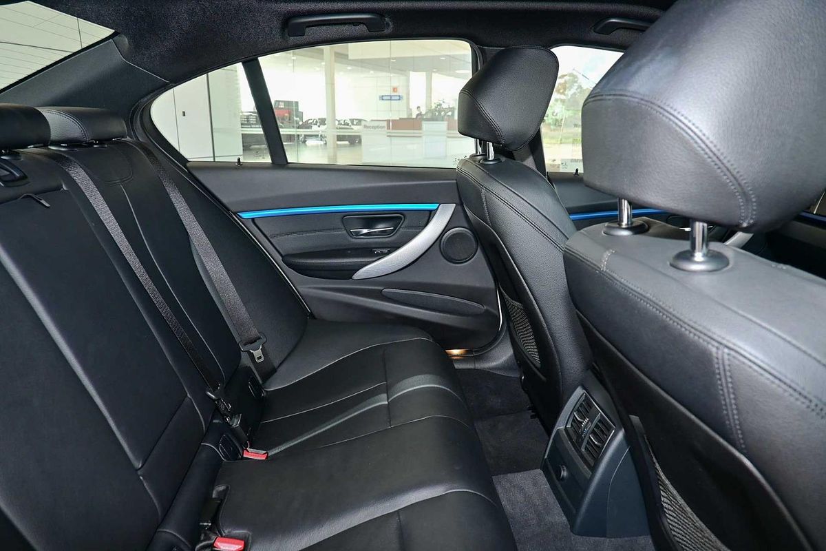 2017 BMW 3 Series 330i Sport Line F30 LCI
